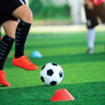 تأثير الأكاديميات الرياضية على تنمية مواهب كرة القدم