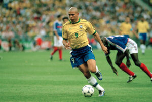 حادثة رونالدو البرازيلي الغامضة قبل نهائي كأس العالم 1998