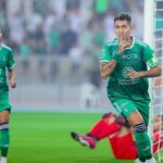 روبرتو فيرمينو يتألق ويقود الأهلي للفوز في إفتتاحية الدوري السعودي