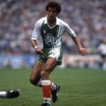 لخضر بلومي الجزائري الذي شهد أكبر الأساطير على عبقريته في كرة القدم